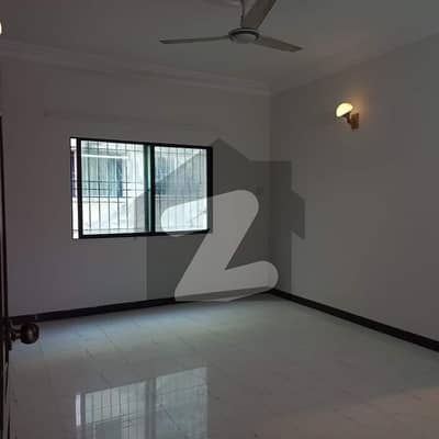 2000 SQ FT APARTMENT FOR RENT PARKING AVAILABLE CUB BOARDS INSTALLED