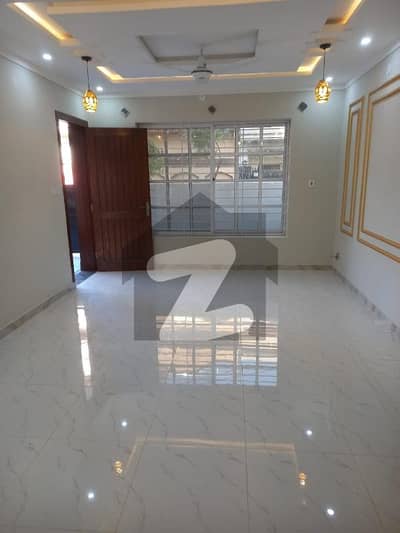 3 Bed Luxury Apartment Foe Rent in Lignum Tower DHA Phase 2