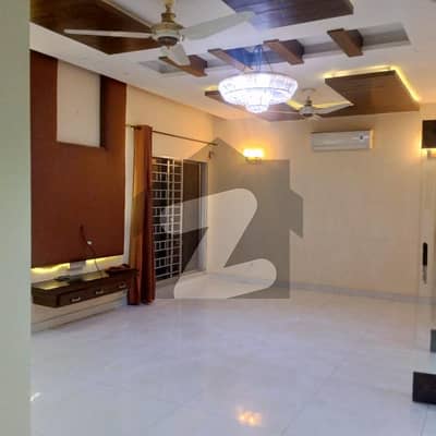 1 Kanal Modern Design Upper Portion For Rent In DHA Phase 8 Ex Park View