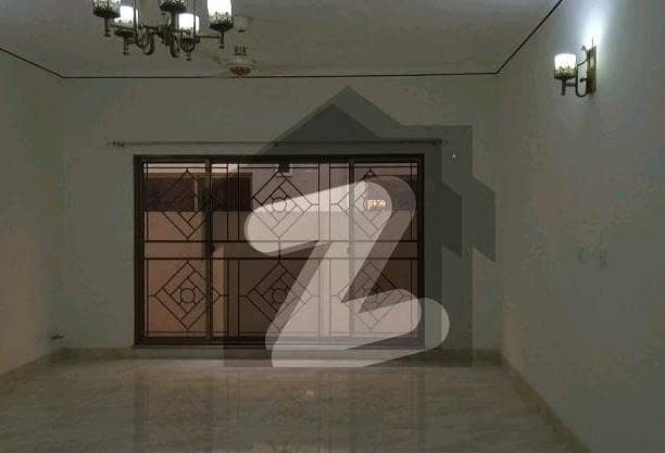 Centrally Located House Available In Askari 10 For rent