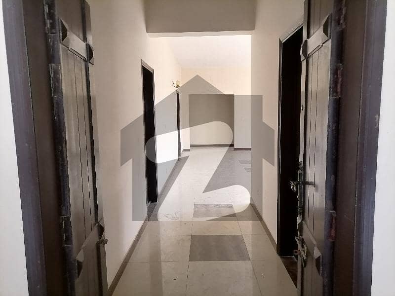 A Flat Of 2600 Square Feet In Rs. 38500000