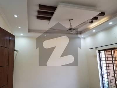 12 MARLA UPPER PORTION FOR RENT IN MEDIA TOWN