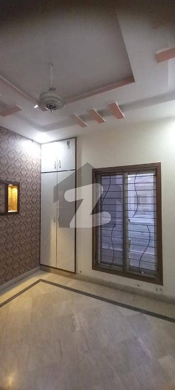 الرحمان گارڈن فیز 2 الرحمان گارڈن,لاہور میں 3 کمروں کا 3 مرلہ مکان 86.0 لاکھ میں برائے فروخت۔