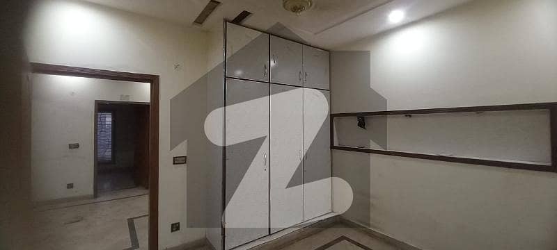 الرحمان گارڈن فیز 2 الرحمان گارڈن,لاہور میں 3 کمروں کا 3 مرلہ مکان 86.0 لاکھ میں برائے فروخت۔