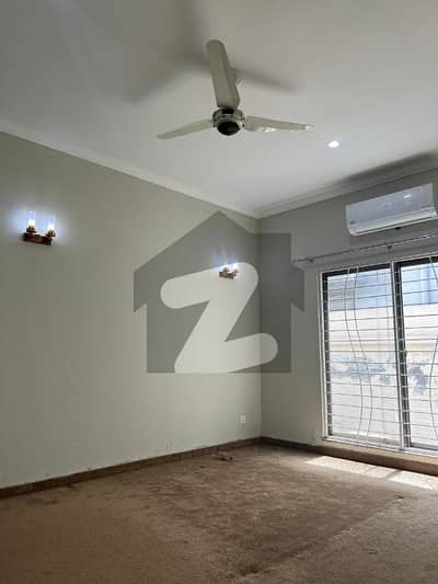 10 Marla 3 Bed Upper Portion For Rent M2A Lake City Lahore