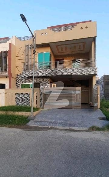 Well-Constructed House Available For Sale In Faisal Town Phase 1 - Block A