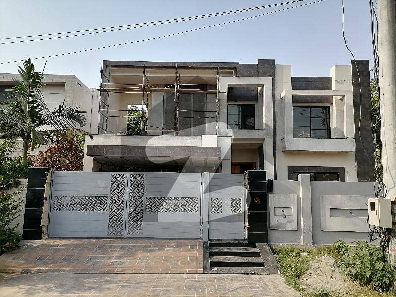 1 Kanal House Is Available For Sale In State Life Housing Society Phase 1 Block B Lahore