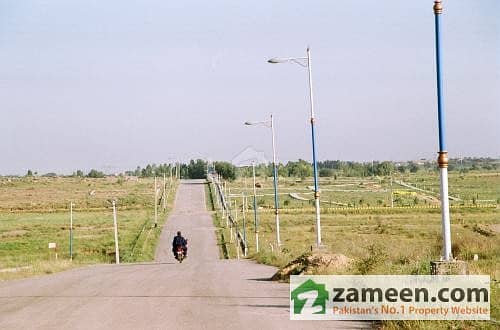 8 Marla Plot On 60 Feet Road In E-18 Gulshan-e-Sehat Block D For Sale