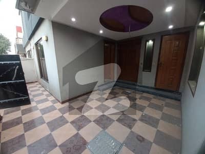 5 Marla Top Location House For Sale In Bahria Town Lahore