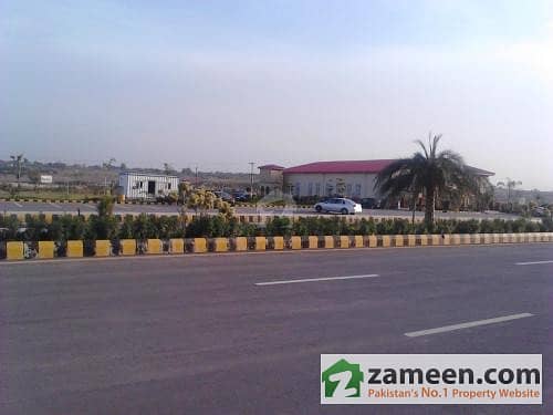10 Marla Boulevard Pair Plot Available For Sale In O Block, Gulberg Residencia