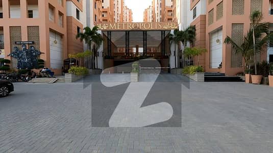 میٹروپولِز ریزیڈینسی جناح ایونیو,کراچی میں 3 کمروں کا 9 مرلہ فلیٹ 1.25 لاکھ میں کرایہ پر دستیاب ہے۔