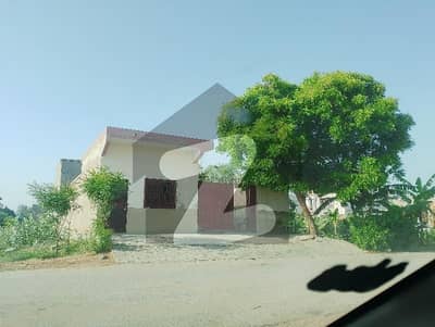 بھینس کالونی بِن قاسم ٹاؤن,کراچی میں 2 کمروں کا 5 مرلہ کمرہ 32.0 لاکھ میں برائے فروخت۔
