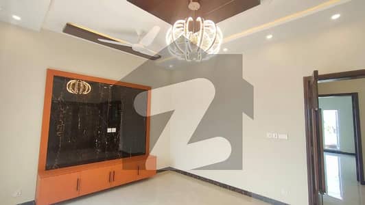 10-Marla Full house like brand New for Rent in DHA Ph-6 Lahore Owner Built House.