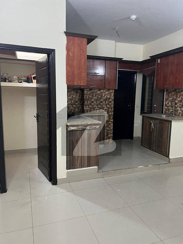 fully furnished apartment available for sale
