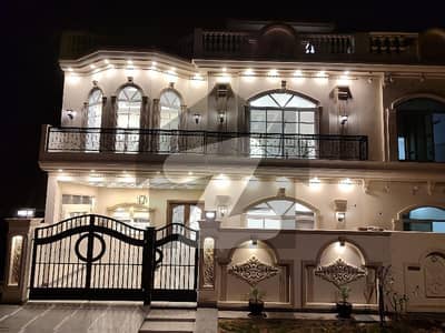 5.75 Marla Brand New Spanish Villa Available For Sale In Buch Extive Villas Hamid Block Multan