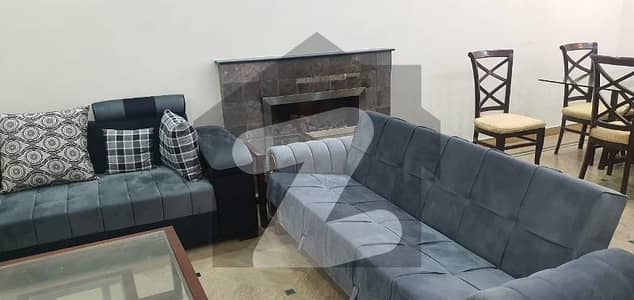 10 MARLA FULLY FURNISHED HOUSE AVAILABLE FOR RENT IN DHA PHASE 5