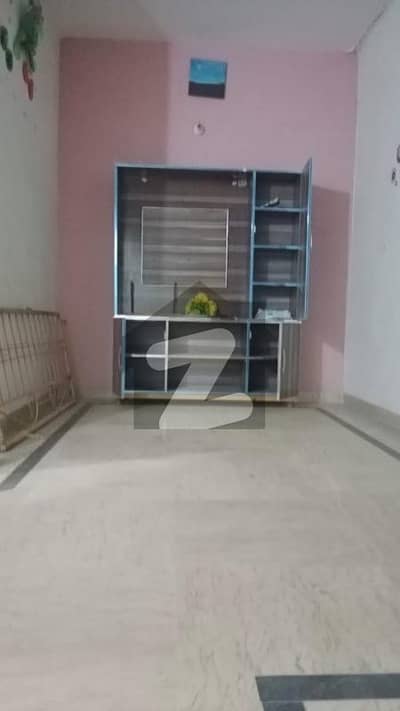 JOHAR TOWN PHASE#01 PRIME LOCATION DOUBLE UNIT HOUSE FOR SALE WITH GAS MARLA#3.5 DIRECT DEAL FROM OWNER