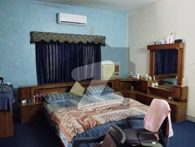 نارتھ ناظم آباد ۔ بلاک بی نارتھ ناظم آباد,کراچی میں 8 کمروں کا 2 کنال مکان 15.0 کروڑ میں برائے فروخت۔