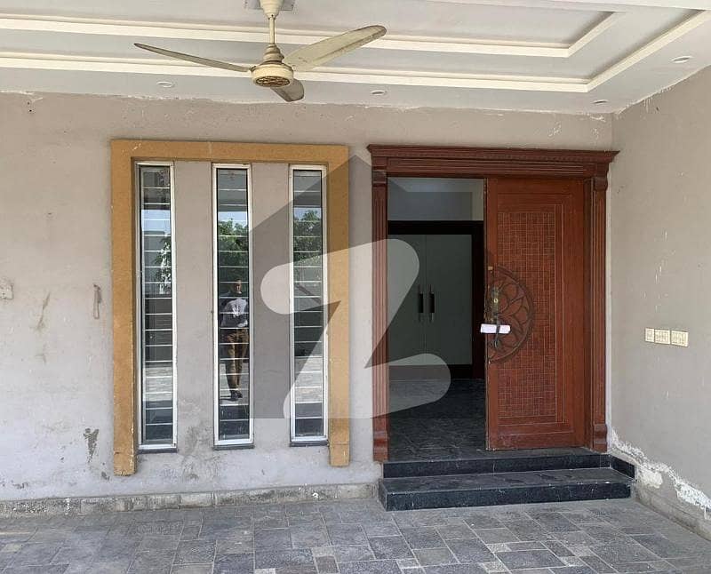 5 Beds 1 Kanal Full House Available For Rent In DHA Phase 8 Ex Park View