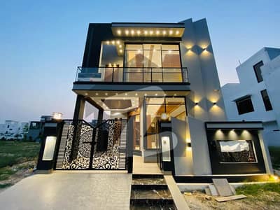 5 MARLA BRAND NEW HOUSE AVAILABLE FOR SALE IN DHA 11 RAHBAR