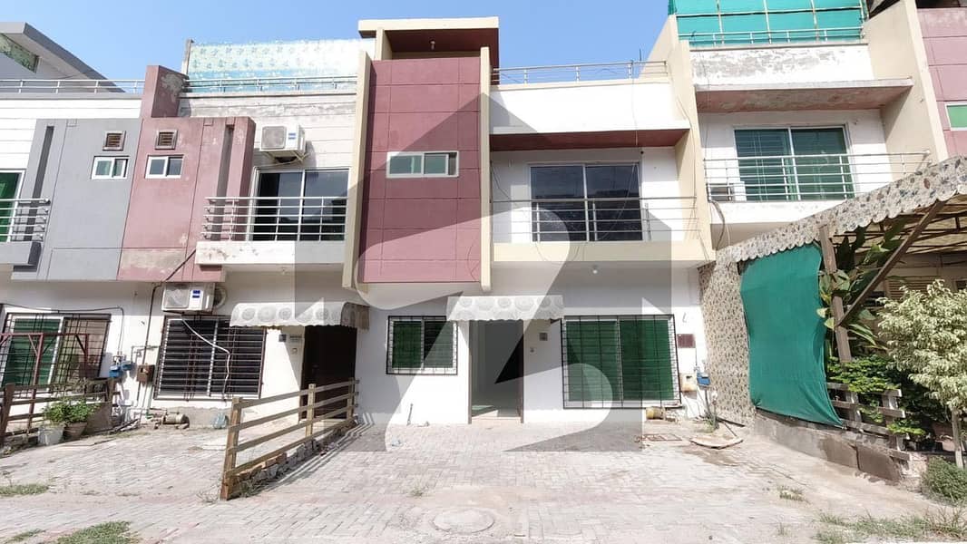 ڈی ۔ 17 اسلام آباد میں 4 کمروں کا 4 مرلہ مکان 1.2 کروڑ میں برائے فروخت۔