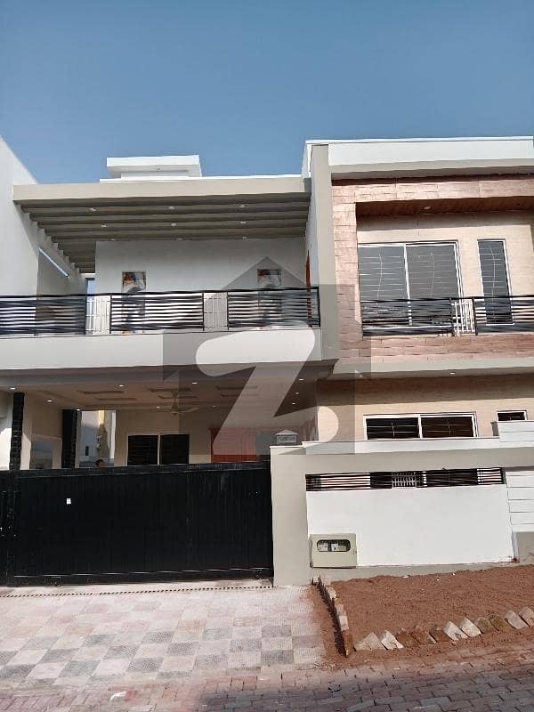 Bahria Enclave 10 marla Brand New House For sale