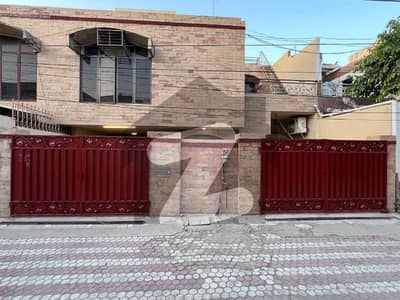 BEAUTIFUL HOUSE FOR SALE Near Model Town Link Road Lahore