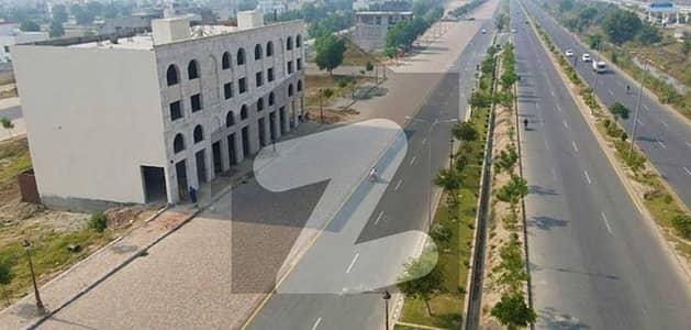 لاہور ۔ شیخوپورہ روڈ شاہکوٹ میں 3 کنال صنعتی زمین 8.4 کروڑ میں برائے فروخت۔