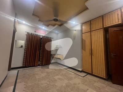 بحریہ ٹاؤن سیکٹر B بحریہ ٹاؤن,لاہور میں 5 کمروں کا 10 مرلہ مکان 2.99 کروڑ میں برائے فروخت۔
