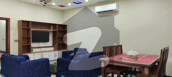 بحریہ ٹاؤن ۔ سفاری بلاک بحریہ ٹاؤن سیکٹر B,بحریہ ٹاؤن,لاہور میں 3 کمروں کا 8 مرلہ مکان 1.9 کروڑ میں برائے فروخت۔