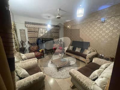 گلستانِِ جوہر ۔ بلاک 15 گلستانِ جوہر,کراچی میں 8 کمروں کا 10 مرلہ مکان 5.3 کروڑ میں برائے فروخت۔
