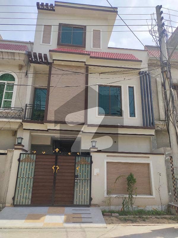پاک عرب ہاؤسنگ سوسائٹی لاہور میں 3 کمروں کا 3 مرلہ مکان 1.3 کروڑ میں برائے فروخت۔