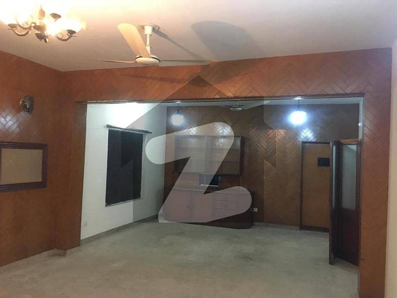 One Kanal Beautiful Luxurious Lower Portion For Rent In DHA Phase 2 Lahore