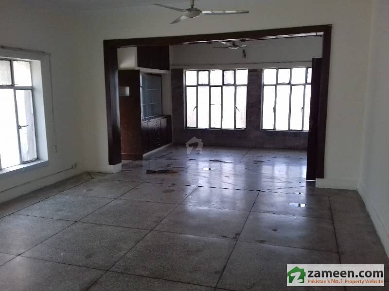 2 Kanal Semi Commercial Double Storey House For Sale In Gulberg