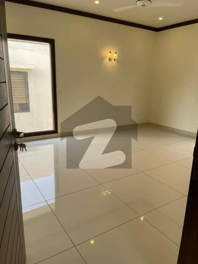 1000 Yards Bungalow For Sale Old Bungalow On Top Of Hill In The Most Outstanding And Captivating Location In Dha Defence Phase 1,Karachi.