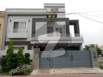 10 MARLA LIKE BRAND NEW UPPER PORTION FOR RENT IN OVERSEAS A BLOCK BAHRIA TOWN LAHORE