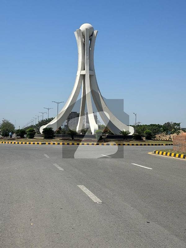 20-Marla Plot, 80 FT Road Prime Location On-Ground With Possession Available In New Lahore City