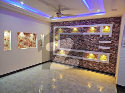 سٹی ہاؤسنگ سکیم جہلم میں 4 کمروں کا 7 مرلہ مکان 1.93 کروڑ میں برائے فروخت۔