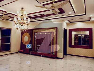 BRAND NEW LUXURY 1 KANAL HOUSE FOR SALE IN BAHRIA TOWN LAHORE