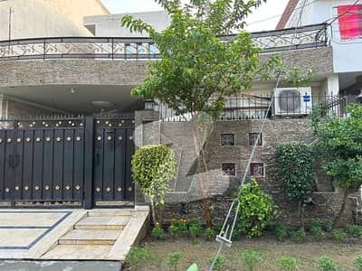 Luxurious & Upgraded House Near LUMS/DHA