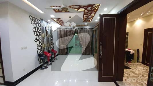 LUXURY CORNER 12 MARLA HOUSE FOR SALE IN BAHRIA TOWN LAHORE