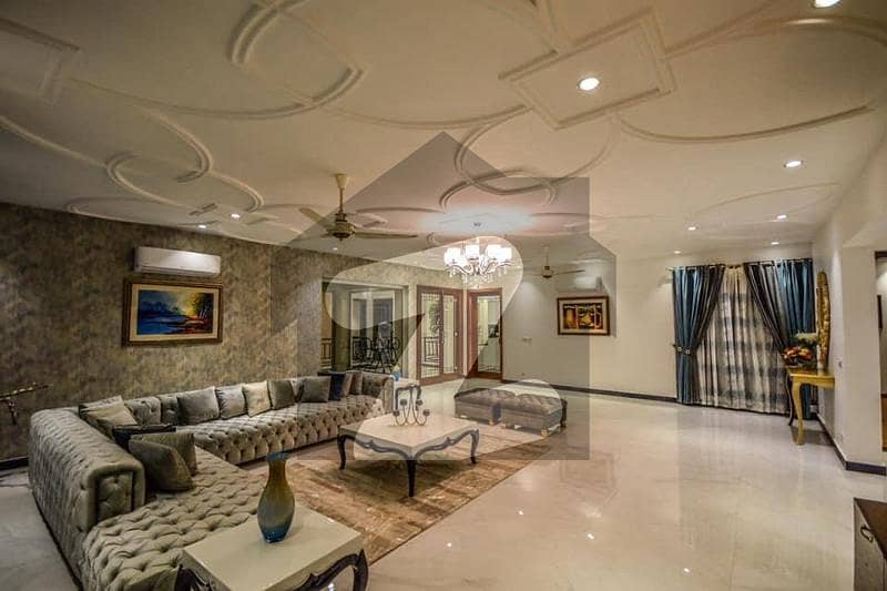 LUXURY 6 KANAL FORM HOUSE FOR SALE IN BAHRIA TOWN LAHORE