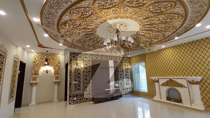 BRAND NEW 1 KANAL LUXURY HOUSE FOR SALE IN BAHRIA TOWN LAHORE