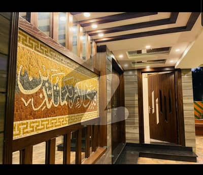 BRAND NEW LUXURY 10 MARLA HOUSE FOR SALE IN BAHRIA TOWN LAHORE