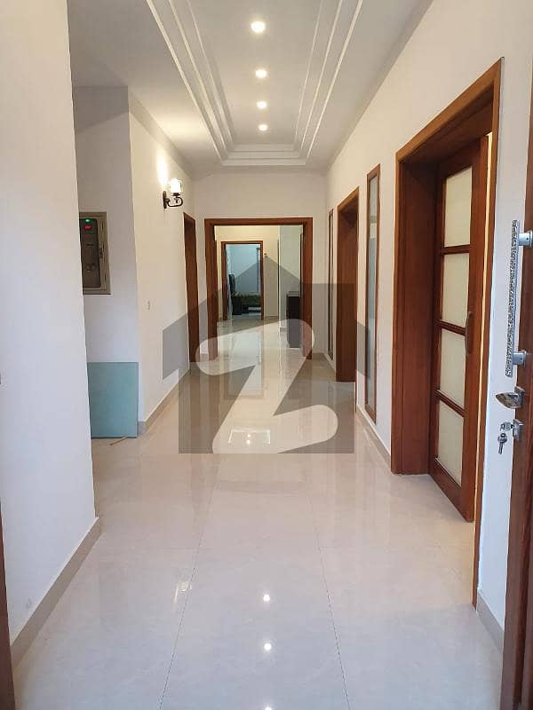 LUXURY 1 KANAL HOUSE FOR SALE IN BAHRIA TOWN LAHORE