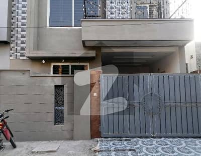 5MARLA brand new house for sale johar town phase 2 near emporium mall and Expo center owner build tilted flooring near canal road