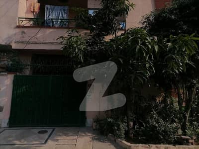 5MARLA house for rent Johar town phase 2 near emporium mall and Expo center near canal road