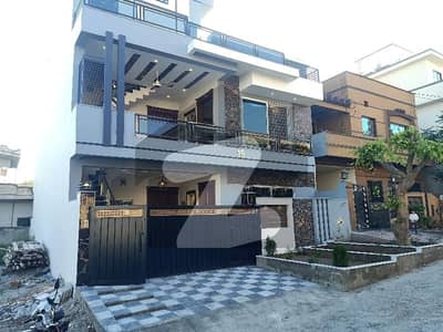6 MARLA BRAND NEW DOUBLE UNIT DESIGNER HOUSE |0 KM DISTANCE TO HIGHWAY | PRIME LOCATION