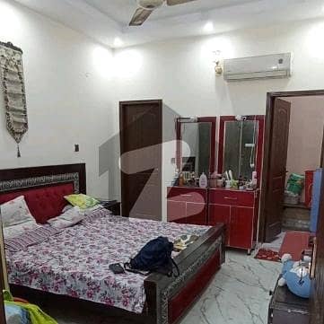 جوہر ٹاؤن فیز 2 - بلاک کے جوہر ٹاؤن فیز 2,جوہر ٹاؤن,لاہور میں 6 کمروں کا 5 مرلہ مکان 2.6 کروڑ میں برائے فروخت۔