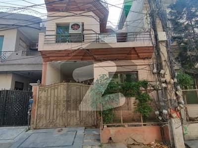 A House Of 5 Marla In Johar Town Phase 2 - Block G4 for sale near emporium mall and Expo center near canal road marble flooring